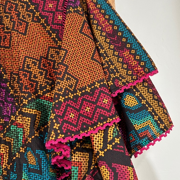 Colorful FARM RIO Geometric Patterned Top

So stylish! - Picture 2 of 4